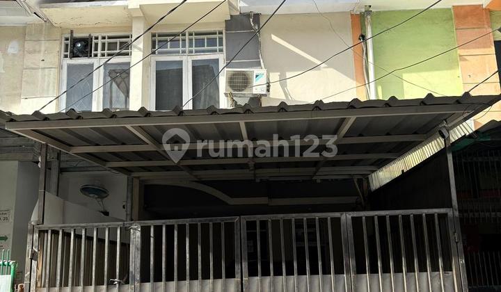 For Sale House in Taman Palem Lestari Residential Complex, Cengkareng, West Jakarta