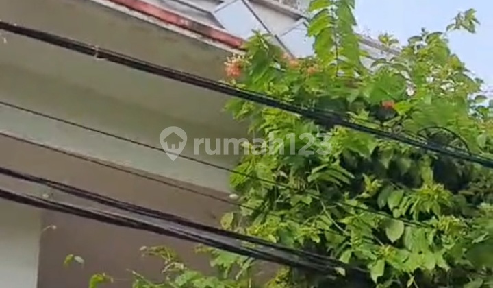 Dijual Rumah Diperumahan Villa Grand Tomang Tangerang
