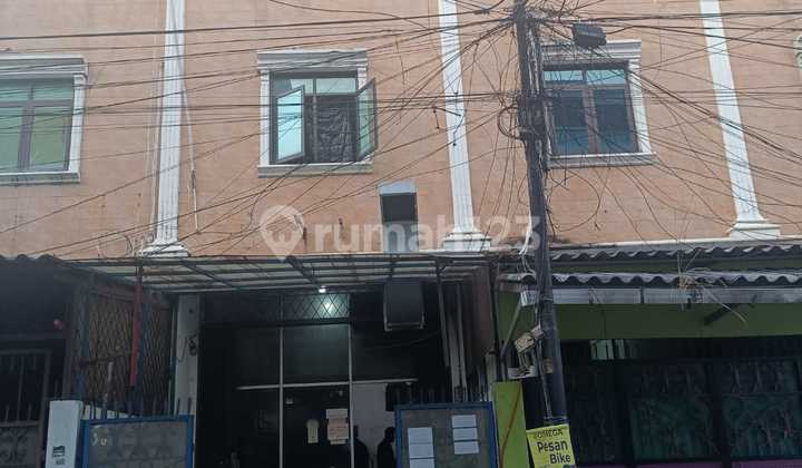 Dijual/disewakan Ruko Kebon Jeruk Jakarta Barat