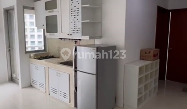 Sudirman Park Apartment for Rent - 2 Bedroom Semi Furnished Type