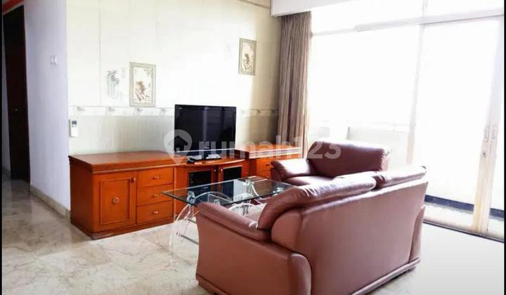 Rent Apartment Slipi West Jakarta - 3+1 Bedroom Fully Furnished 2