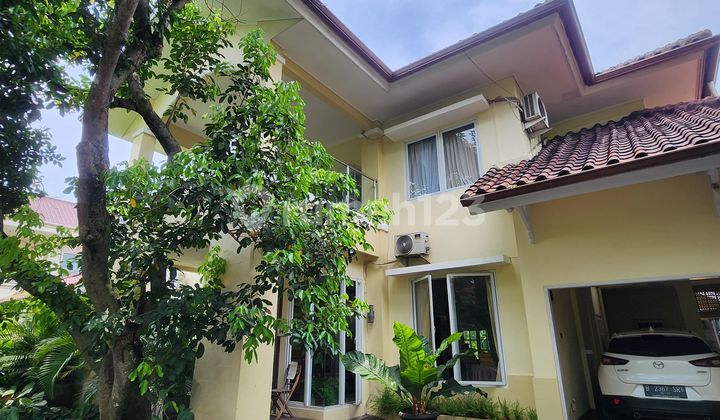 Dijual Rumah Nyaman Luas Terawat Siap Huni Di Cilandak Jakarta Selatan, Akses Jalan Lebar, Ada Swimming Pool, Hadap Timur.