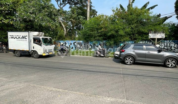 Affordably Priced Land for Sale in Pamulang, South Tangerang, Roadside Location, Ideal for Schools, Malls, Supermarkets, Hotels, Campuses, Cafes, and More.