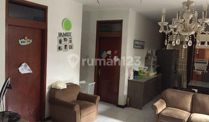 Charming Family Home in Parakan Asri Bandung 2