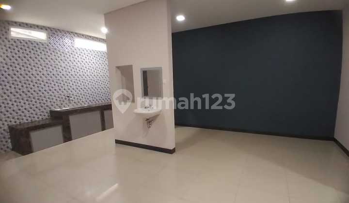 Rumah 2 Lantai di Riung Bandung Cocok untuk Keluarga Besar 2