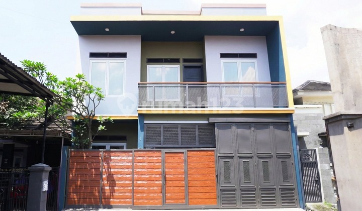 Rumah 2 Lantai di Riung Bandung Cocok untuk Keluarga Besar