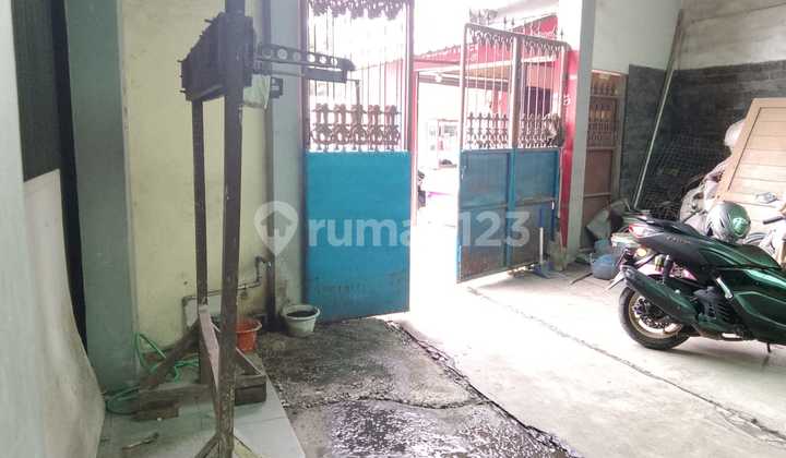 House near Telkom University Campus Suitable for boarding house / culinary business 2