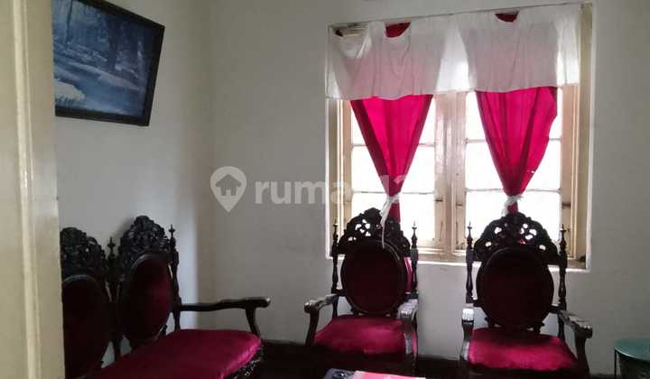 Rumah Luas di Kawasan Pusat Kota Bandung 2