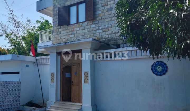 Disewakan Villa Nyaman Siap Huni Lokasi Strategis di Pererenan, Badung 1