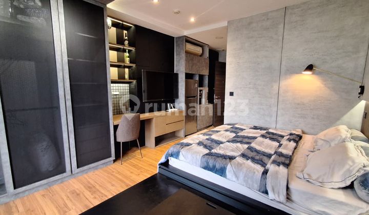 Check This One! Elegant Look Studio Room Sudirman Hill Residence