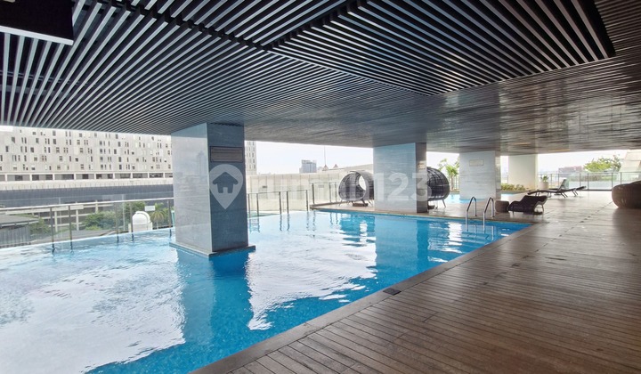 Menteng Park Apartment, Move-In Ready, Furnished 2 Nice Bedrooms 2