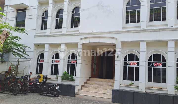 Jual, Kebayoran Baru, Bangunan Komersil 2 Lantai, Ex Kantor Jual, Kebayoran Baru, Bangunan Komersil 2 Lantai, Ex Kantor