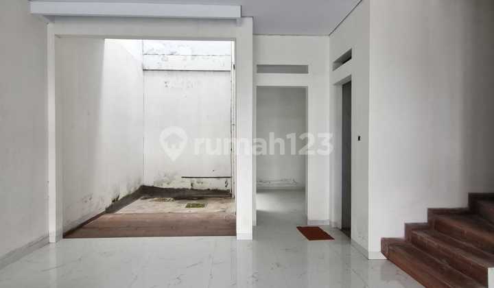 Dijual, Brand New House, Cilandak Belakang Citos 2