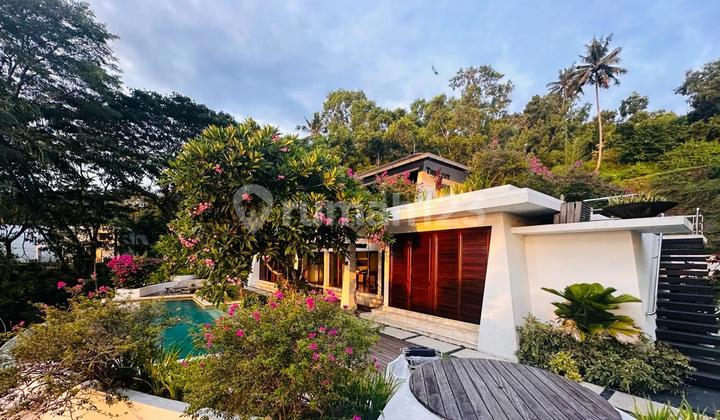 The best villa on the Lombok The best villa on the Lombok