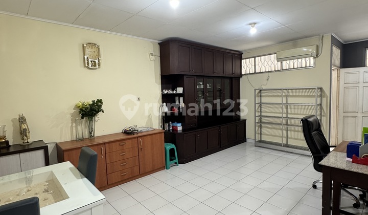 rumah komplek sektor 1B Gading Serpong Tangerang luas 126m2 1 lantai rapih siap huni lokasi strategis dekat tol SHM 2