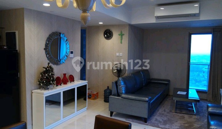 LARIZ Apartment Pakuwon Indah Surabaya Cheap edd.ya1045