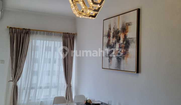 Apartemen Sudirman Park -. 2 Kamar Tidur Furnished Bagus