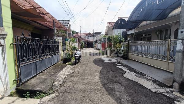 For Sale Spacious House in Jakamulya Bekasi 2