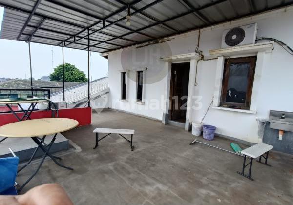 Rumah Luas Posisi Hook di Duta Kranji Bekasi  2