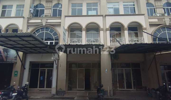 Ready-to-Occupy Shophouse in Grand Galaxy City Bekasi Ready-to-Occupy Shophouse in Grand Galaxy City Bekasi