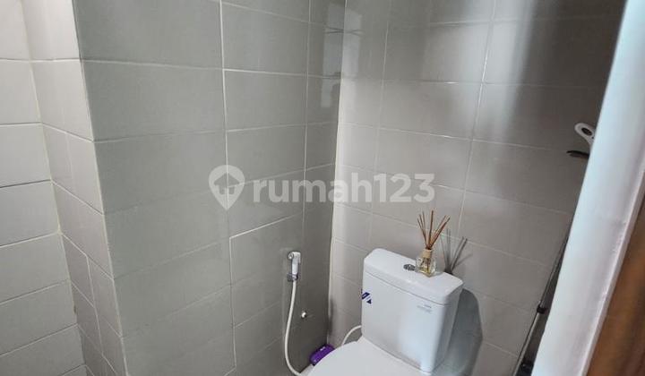 Springhill Terrace Tipe Studio View Golf 2