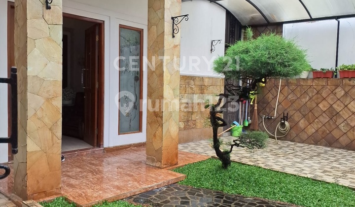 Rumah Asri & Cantik di Kelapa Gading Elok Barat Jakarta 2