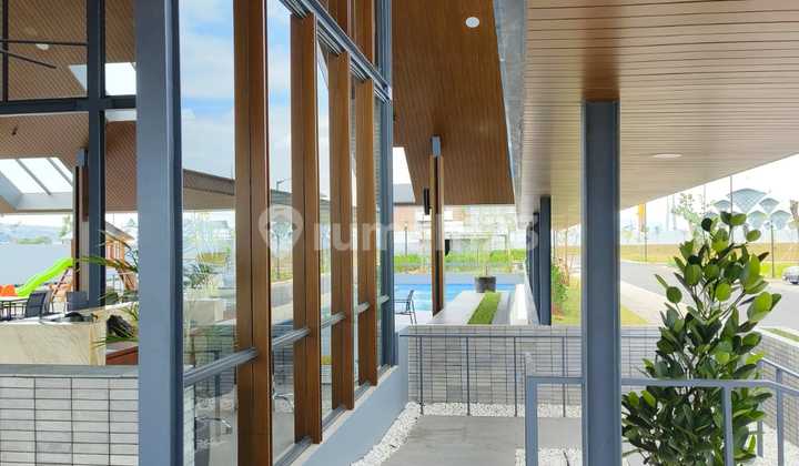 For sale, exclusive residence Summarecon Bandung, fully furnished, ready to occupy with swimming pool. 2