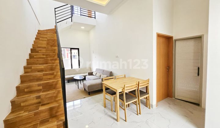 Dijual Rumah Modern Minimalis 2lt, di Taman Harapan Baru Cluster Anemon, Bekasi. 2