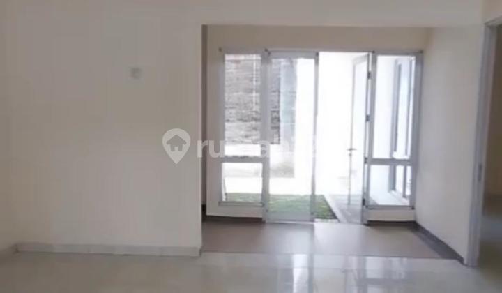 Disewakan Rumah Strategis Siap Huni di Harapan Indah, Bekasi. 2