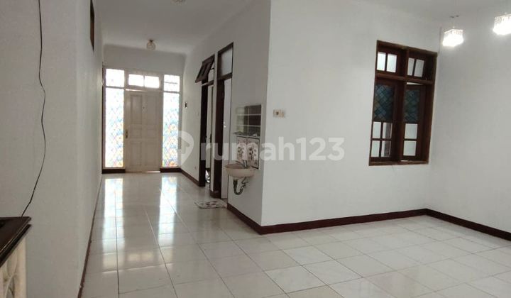 Disewakan Rumah di Pulomas Timur, Jakarta Utara. 2