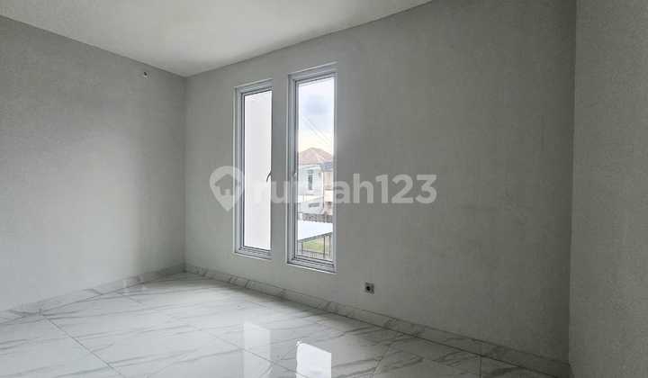 5-Bedroom House, Nice Newly Renovated in Modern Park, Cakung - East Jakarta 2