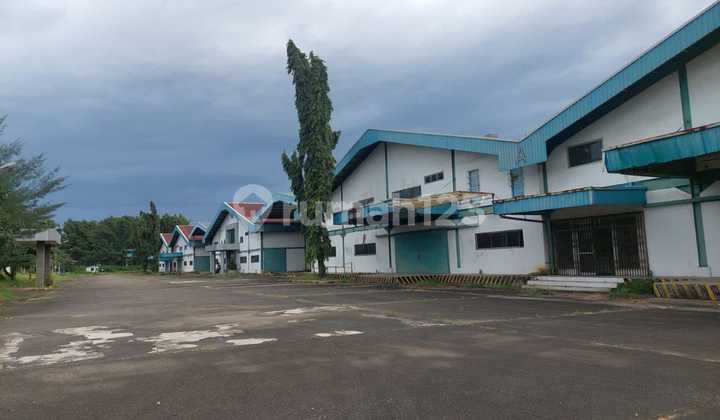 Cheap factory for sale near Krawang toll road, West Java Cheap factory for sale near Krawang toll road, West Java