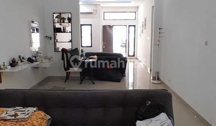 Dijual Cepat Rumah di Cluster Tamansari, Harapan Indah-Bekasi