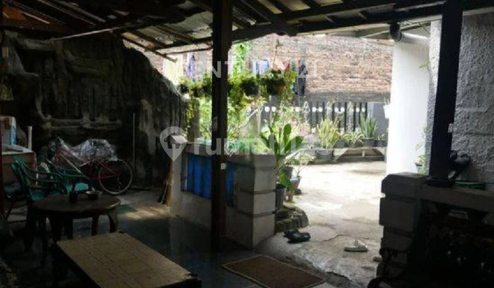 Dijual Rumah Lokasi Strategis di Cipanang Jakarta Timur 2