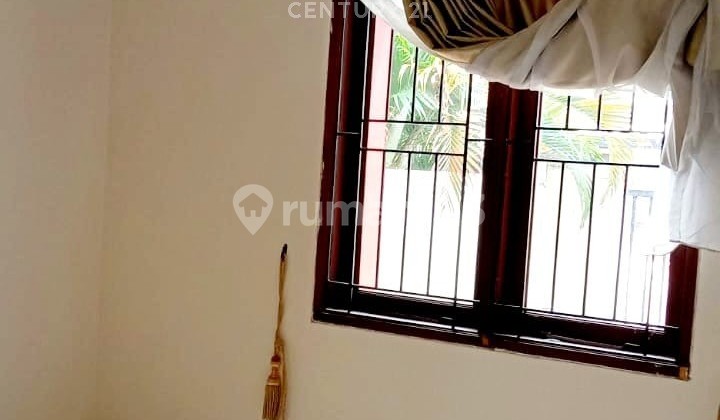 For Rent Neat House Ready to Occupy in Aralia Cluster Harapan Indah 2
