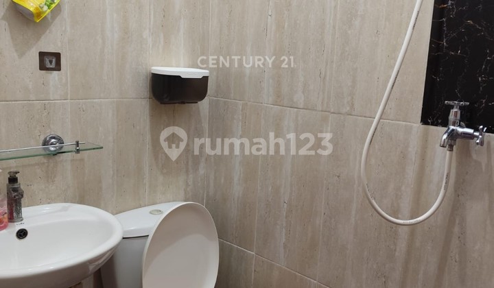 Rumah Murah Minimalis Siap Huni di Taman Modern Jakarta Timur 2