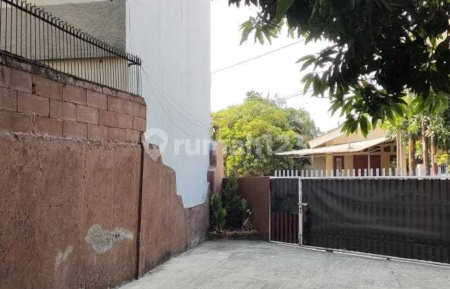 For Rent Spacious Comfortable Hook House In Pondok Pekayon Indah Bekasi 2