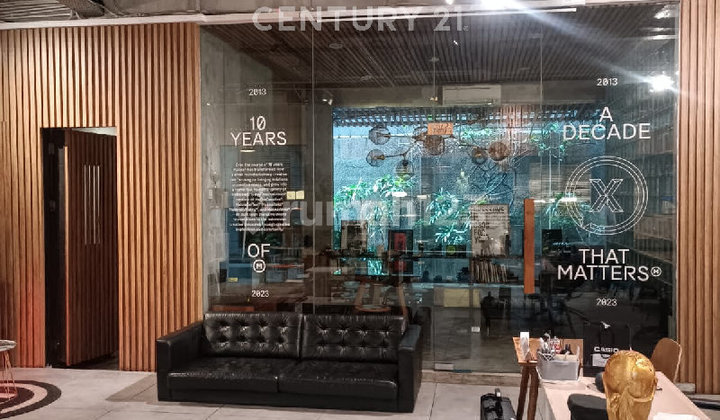 Ready-to-Occupy 1-Story Commercial Space in Kemang Area Ready-to-Occupy 1-Story Commercial Space in Kemang Area