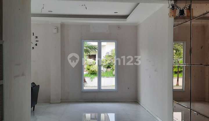 Rumah Hoek Mewah 6+1 Kamar di Harapan Indah - Bonus Kitchen Set 2