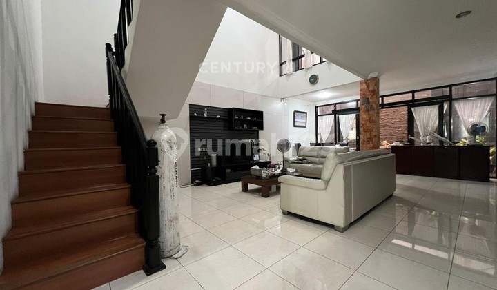 Dijual Rumah Full Furnish di Taman Modern Cakung Jakarta Timur 2