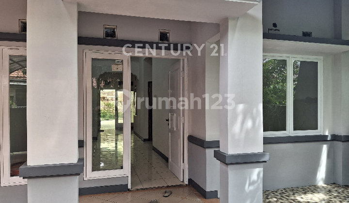 Flood-Free House in Harapan Indah, Adenium Cluster, Bekasi