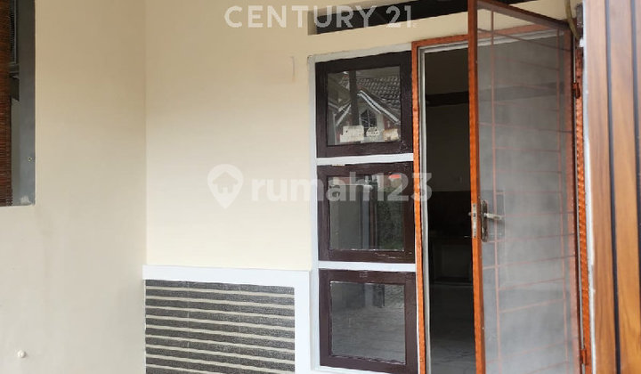 Rumah Full Renovasi Siap Huni di Taman Harapan Baru, Bekasi