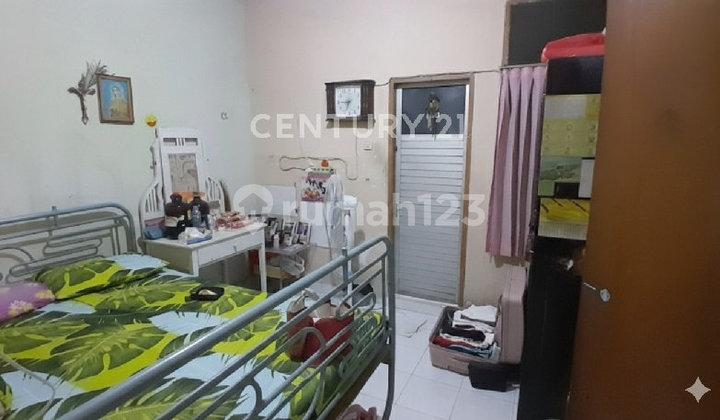 Hunian Hook Strategis & Nyaman di Harapan Indah 1, Bekasi! 2