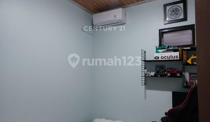 Semi-Furnished House for Sale in Harapan Indah, Bekasi City 2