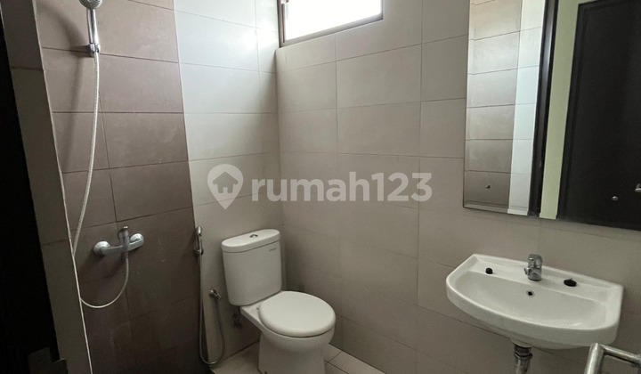 Rumah Murah Minimalis Siap Huni Di Cluster Burgundy Summarecon Bekasi 2