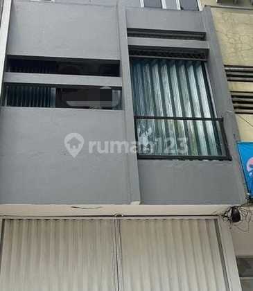 Ruko Bagus Siap Pakai Strategis Cocok Kantor Di Kebon Jeruk Jakarta