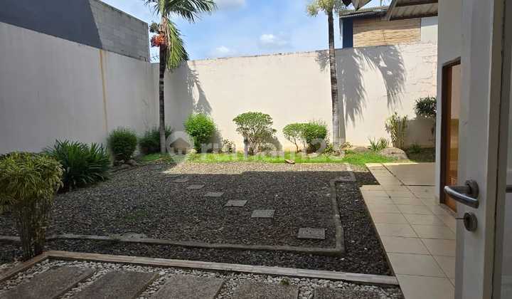 Nice Ready-to-Live House in Heliconia Cluster Harapan Indah 2 Bekasi 2