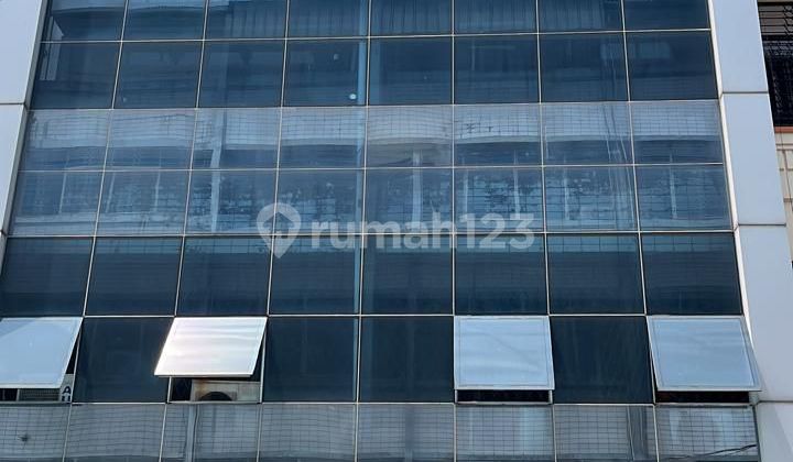 Ruko Gandeng 4.5 Lantai Siap Pakai Strategis di Pangeran Jayakarta Jakarta Ruko Gandeng 4.5 Lantai Siap Pakai Strategis di Pangeran Jayakarta Jakarta