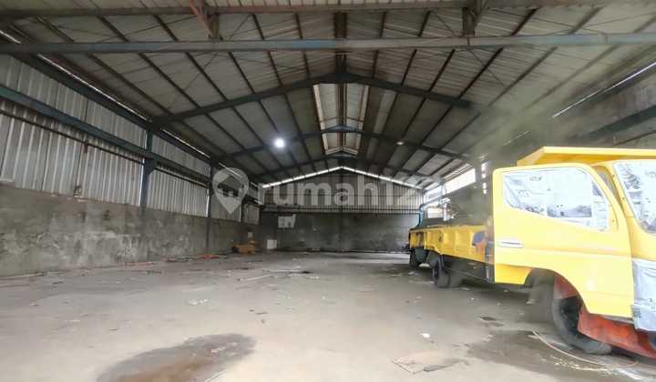 Strategic Ready-to-Use Warehouse, Container Possible in Narogong Bekasi Strategic Ready-to-Use Warehouse, Container Possible in Narogong Bekasi