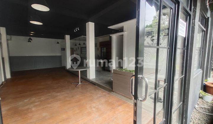 Ruko 2 lantai dekat JIS Terogong, cocok utk coffeeshop, kantor, parkir luas Ruko 2 lantai dekat JIS Terogong, cocok utk coffeeshop, kantor, parkir luas